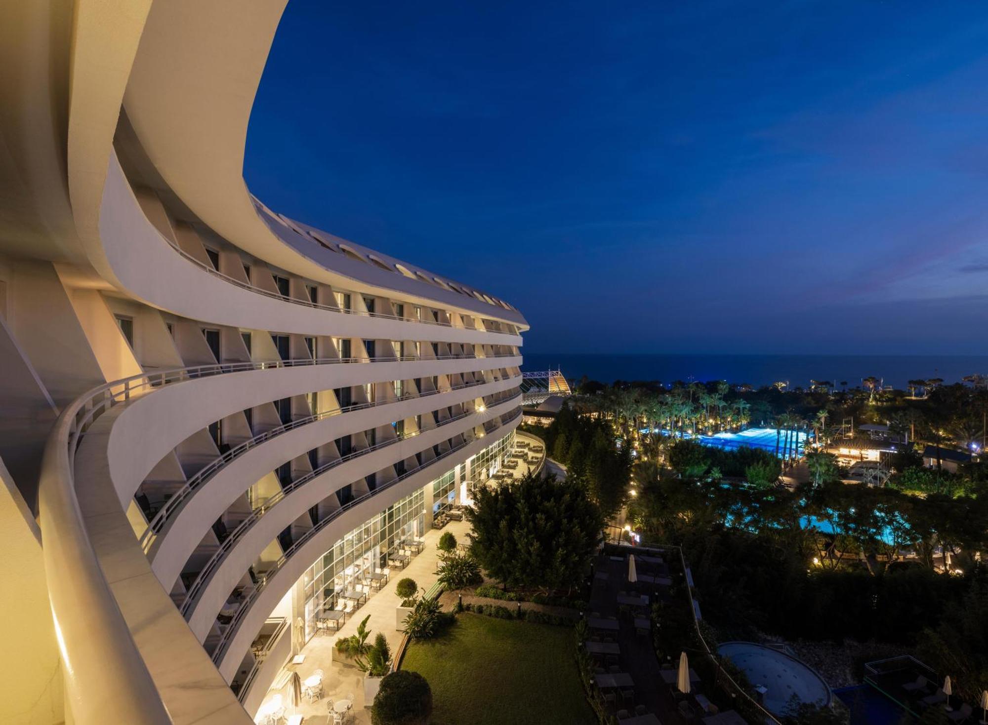 Concorde De Luxe Complex