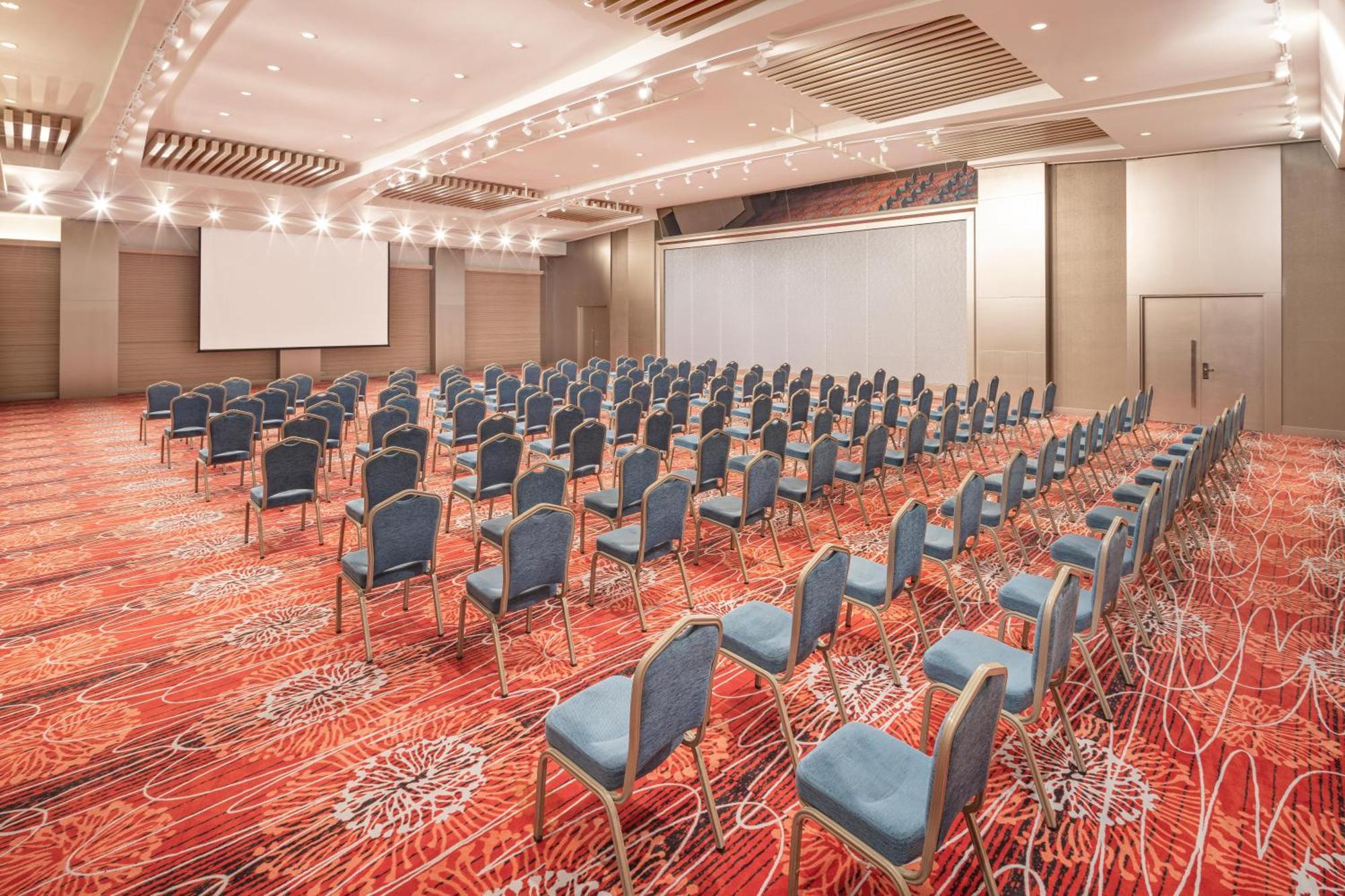 אתר נופש Concorde De Luxe 5*